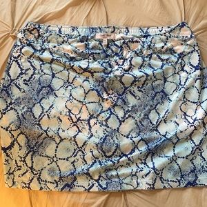 XL petite women’s golf skirt.